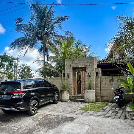 The Banana'S Kumbe Villa Tampaksiring Exterior foto