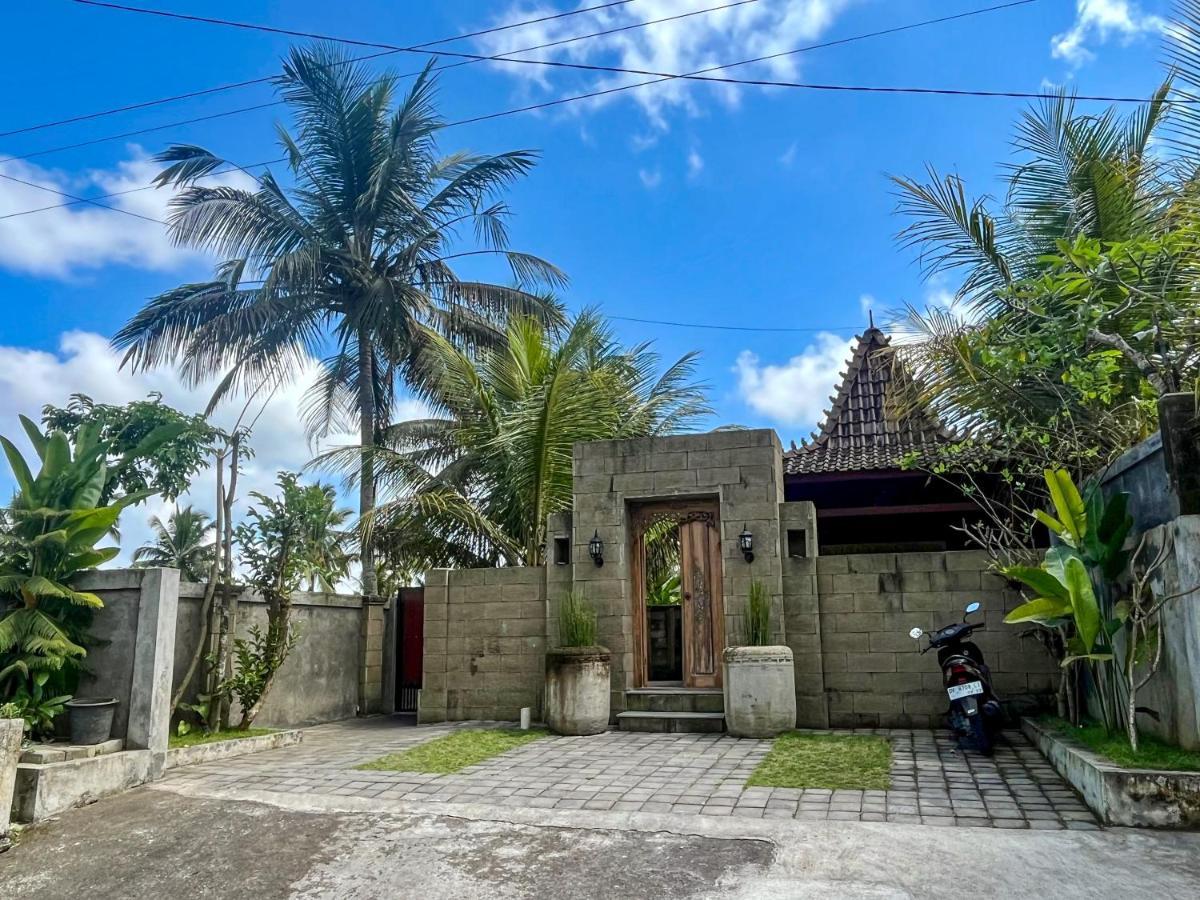 The Banana'S Kumbe Villa Tampaksiring Exterior foto